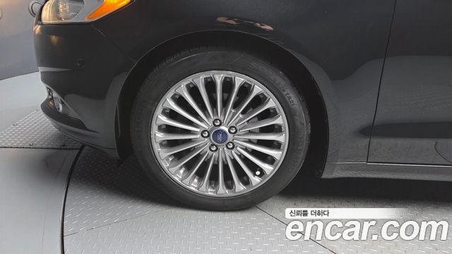 Ford Fusion 2.0 Titanium Ecobost 2nd 2014 — фото 5
