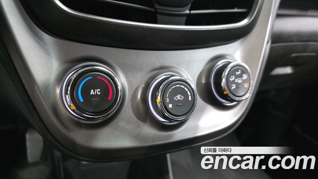 Chevrolet Spark Van 2020 — фото 16
