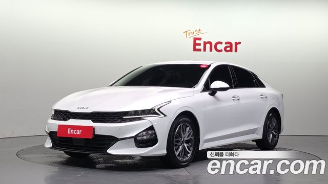 Kia K5 (III) 2.0 Prestige 2023 — фото 1