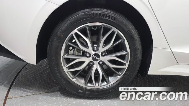 Kia K5 (III) 2.0 Prestige 2023 — фото 5