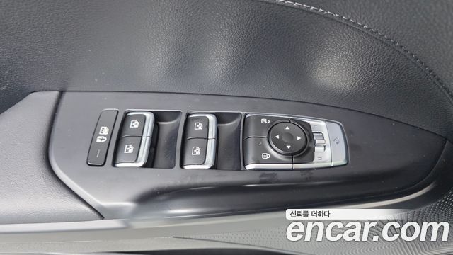 Kia K5 (III) 2.0 Prestige 2023 — фото 16