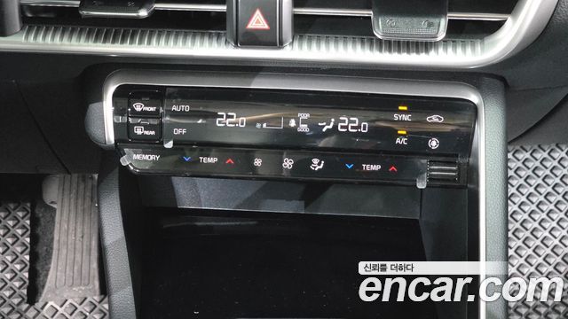 Kia K5 (III) 2.0 Prestige 2023 — фото 23