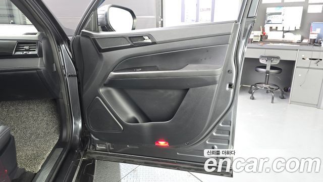 KG Mobility (SsangYong) Rexton Sports Khan Diesel 2.2 4WD Prestige Special (5-Link) 2021 — фото 25