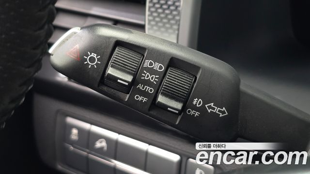 KG Mobility (SsangYong) Rexton Sports Khan Diesel 2.2 4WD Prestige Special (5-Link) 2021 — фото 32