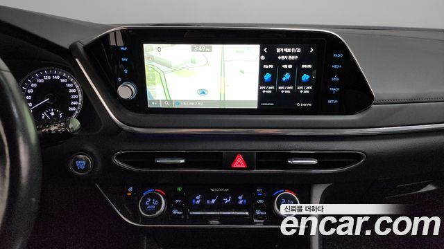 Hyundai Sonata (DN8) 2.0 Premium Plus 2022 — фото 16