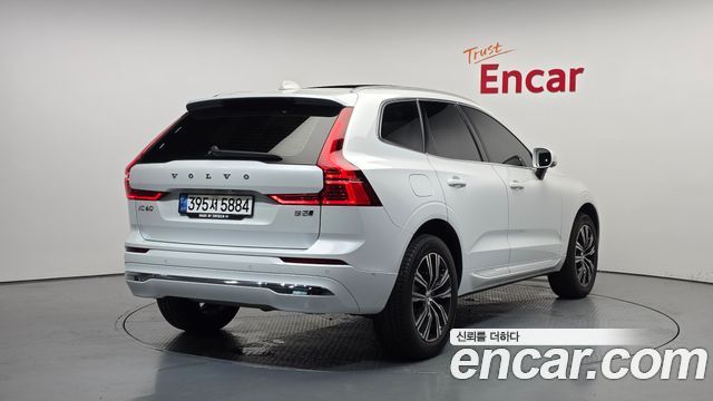 Volvo XC60 (II) B5 Inscription 2022 — фото 2