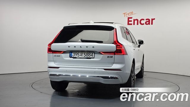 Volvo XC60 (II) B5 Inscription 2022 — фото 4