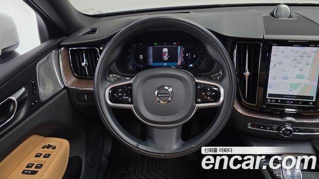 Volvo XC60 (II) B5 Inscription 2022 — фото 13