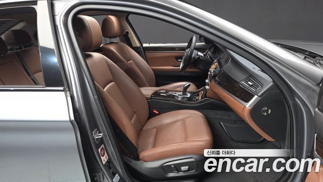 BMW 5 Series (F10) 528i M Aero Dynamic 2016 — фото 11