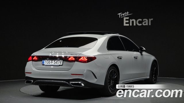 Mercedes-Benz E-Class (W214) E300 4MATIC AMG Line Premiere Special 2024 — фото 2