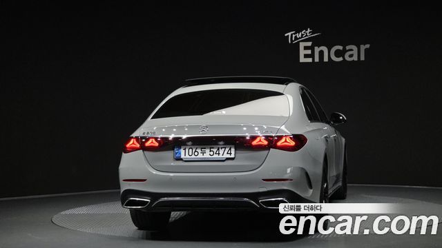 Mercedes-Benz E-Class (W214) E300 4MATIC AMG Line Premiere Special 2024 — фото 4