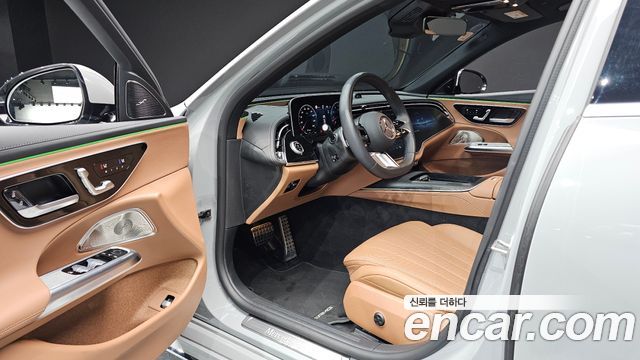Mercedes-Benz E-Class (W214) E300 4MATIC AMG Line Premiere Special 2024 — фото 10