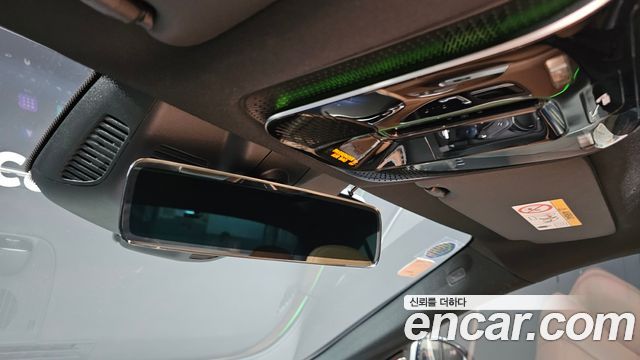 Mercedes-Benz E-Class (W214) E300 4MATIC AMG Line Premiere Special 2024 — фото 18