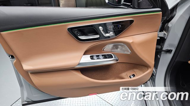 Mercedes-Benz E-Class (W214) E300 4MATIC AMG Line Premiere Special 2024 — фото 24