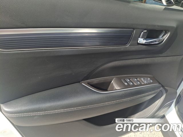 Renault Korea QM6 2.0 GDe RE Signature 2WD 2022 — фото 16