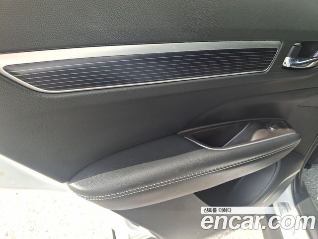 Renault Korea QM6 2.0 GDe RE Signature 2WD 2022 — фото 17