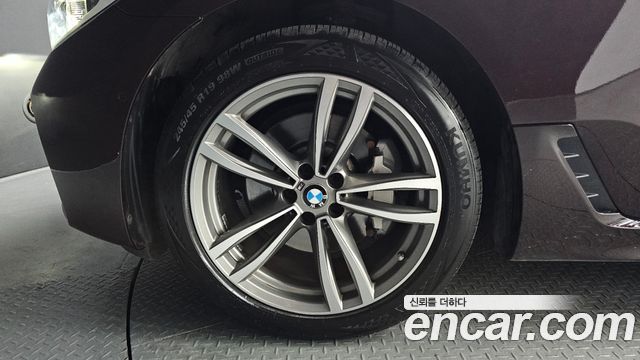 BMW 6 Series GT (G32) 620d xDrive M Sport 2020 — фото 5