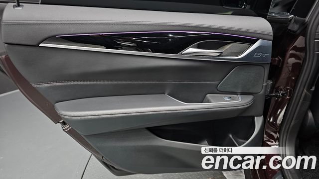 BMW 6 Series GT (G32) 620d xDrive M Sport 2020 — фото 25