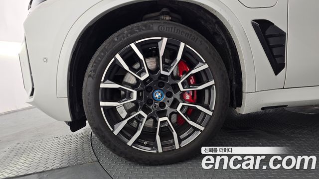 BMW X5 (G05) xDrive 50e M Sport 2025 — фото 5