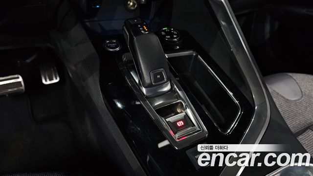 Peugeot 3008 (II) 1.6 BlueHDi Allure 2018 — фото 9