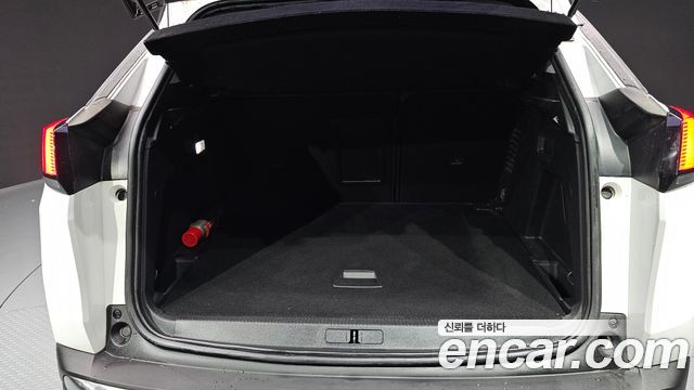 Peugeot 3008 (II) 1.6 BlueHDi Allure 2018 — фото 20