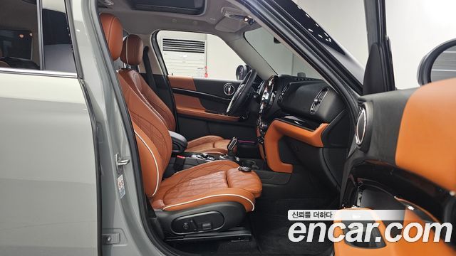 MINI Cooper S Countryman ALL4 Classic 2nd 2022 — фото 12
