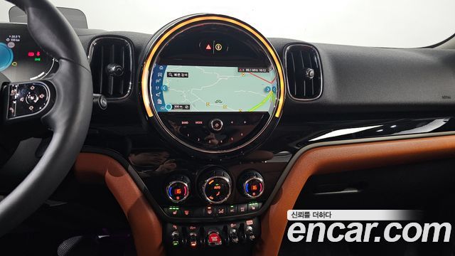 MINI Cooper S Countryman ALL4 Classic 2nd 2022 — фото 17