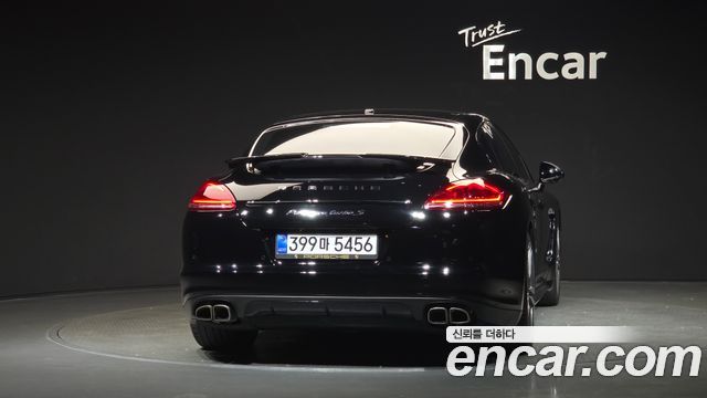 Porsche Panamera 4.8 Turbo 970 2012 — фото 4