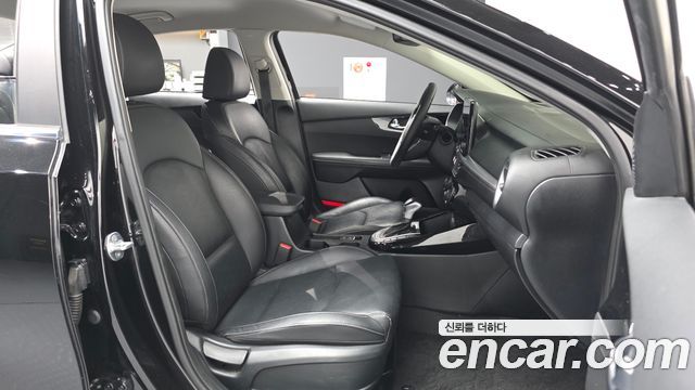 Kia K3 (II) 1.6 Noblesse 2022 — фото 15