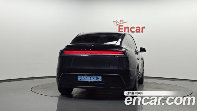 Tesla Model Y Long Range AWD 2025 — фото 4