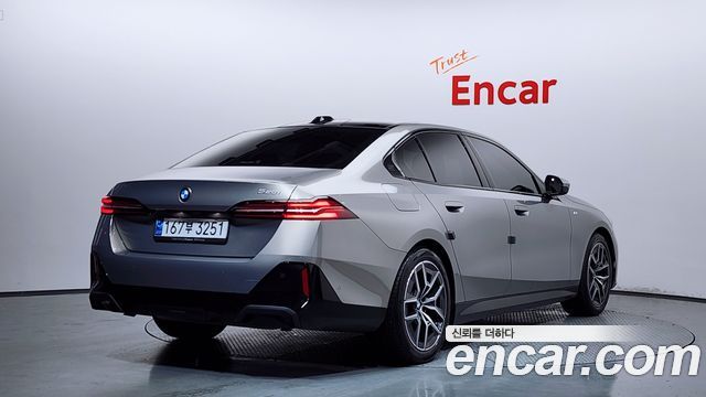BMW 5 Series (G60) 520i M Sport 2025 — фото 2
