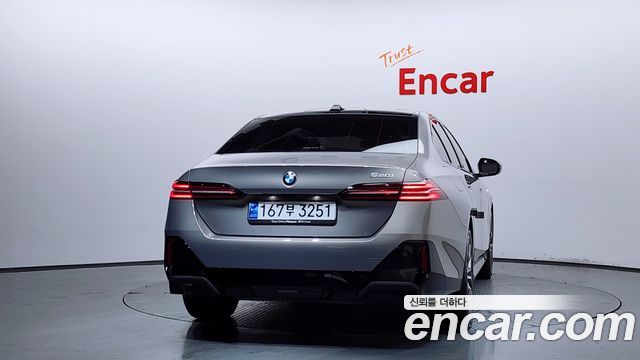 BMW 5 Series (G60) 520i M Sport 2025 — фото 4