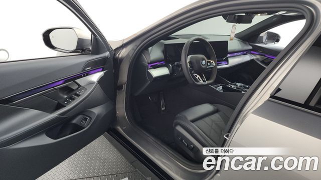 BMW 5 Series (G60) 520i M Sport 2025 — фото 10