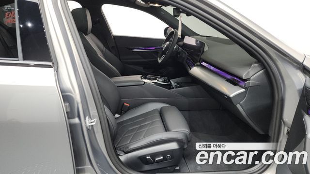 BMW 5 Series (G60) 520i M Sport 2025 — фото 26