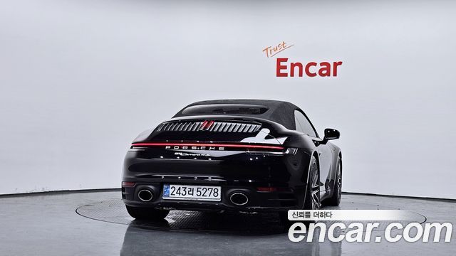 Porsche 911 (992) Carrera 4S Cabriolet 2024 — фото 4