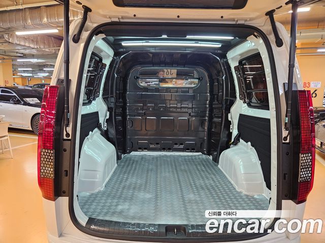 Hyundai Staria HEV 1.6T Cargo 5-Seater Modern 2026 — фото 14