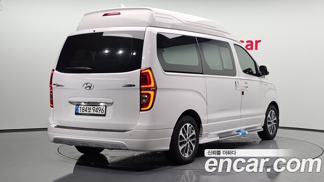 Hyundai Grand Starex Limousine 2019 — фото 2