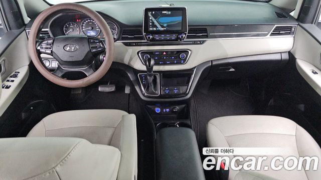 Hyundai Grand Starex Limousine 2019 — фото 7