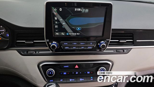 Hyundai Grand Starex Limousine 2019 — фото 14
