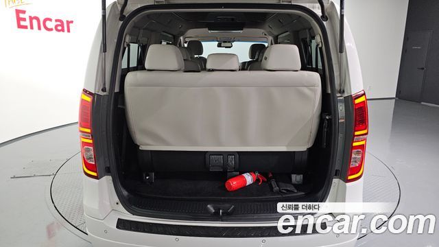 Hyundai Grand Starex Limousine 2019 — фото 20