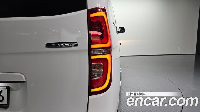 Hyundai Grand Starex Limousine 2019 — фото 23