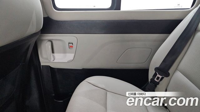 Hyundai Grand Starex Limousine 2019 — фото 25