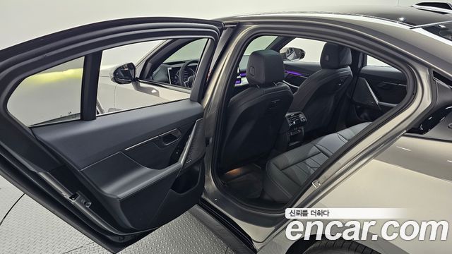 BMW 5 Series (G60) 520i M Sport 2026 — фото 19