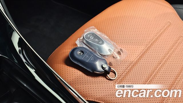 Mercedes-Benz GLC-Class (X254) GLC300 4MATIC AMG Line 2024 — фото 16