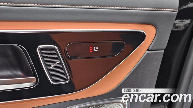 Mercedes-Benz GLC-Class (X254) GLC300 4MATIC AMG Line 2024 — фото 28