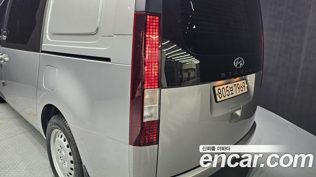 Hyundai Staria Cargo 5-Seater Smart 2022 — фото 23