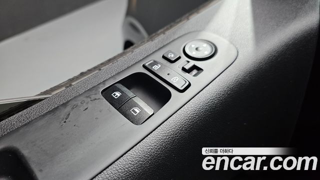Hyundai Staria Cargo 5-Seater Smart 2022 — фото 27