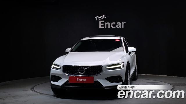 Volvo V60 Cross Country (II) T5 AWD 2019 — фото 3