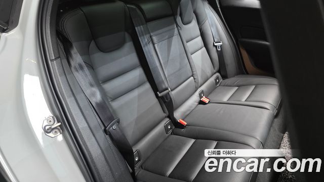 Volvo V60 Cross Country (II) T5 AWD 2019 — фото 11