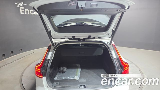 Volvo V60 Cross Country (II) T5 AWD 2019 — фото 30